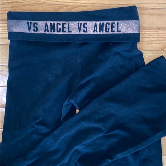 Victoria's Secret Pants - 🍍Victoria’s Secret Angel Yoga Pants